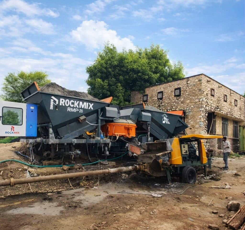 RMP-20 mobile plant feeding a concrete pump on a building site
