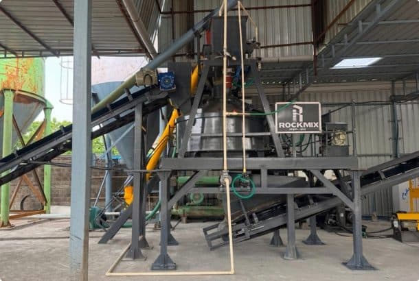 RSP-30 plant with Rockmix planetary pan mixer installed for a concrete block unit